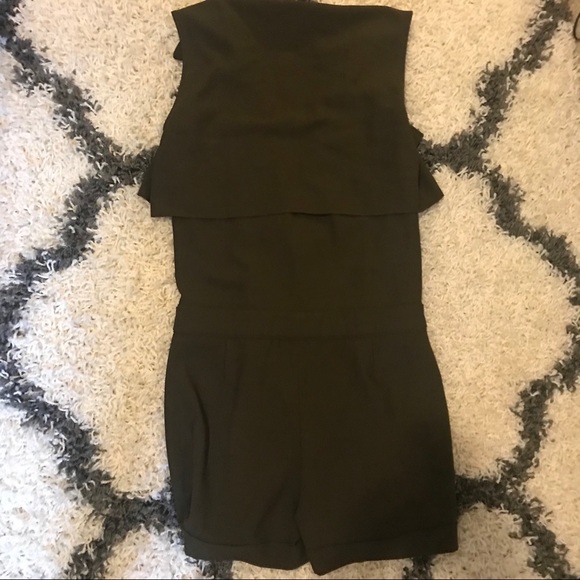 🎉🎉🎉 SOLD 🎉🎉🎉 Haute Hippie Safari romper M - Picture 4 of 5